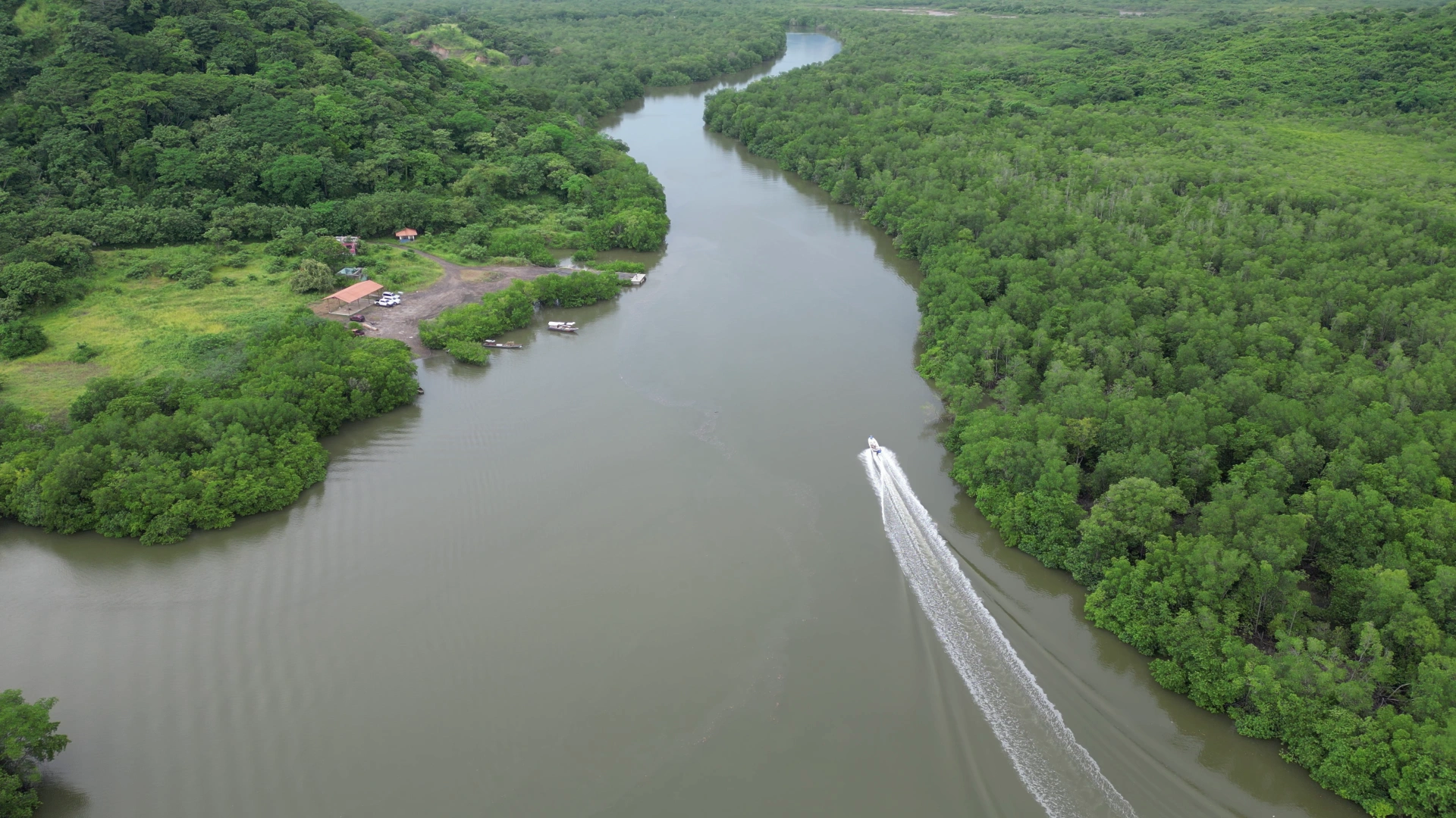 Foto aérea del lugar del toreno